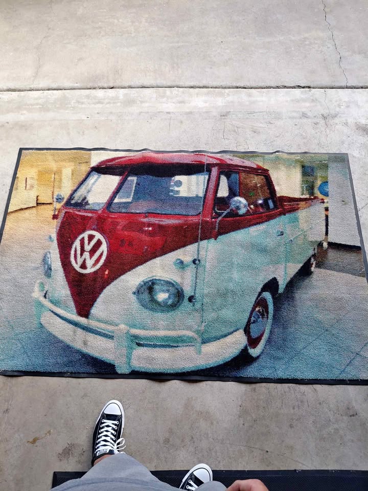 VW FLOOR MAT