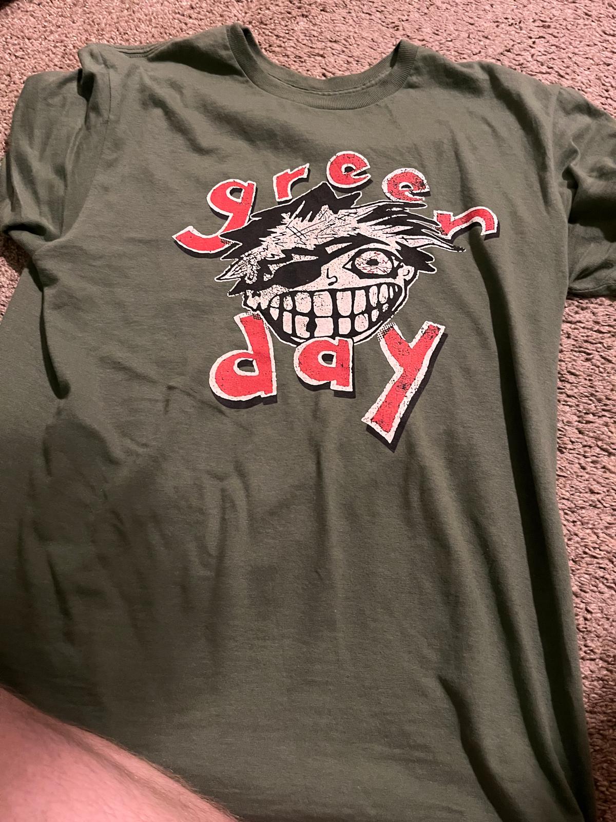 Green Day Saviors Tour Official Concert Shirt