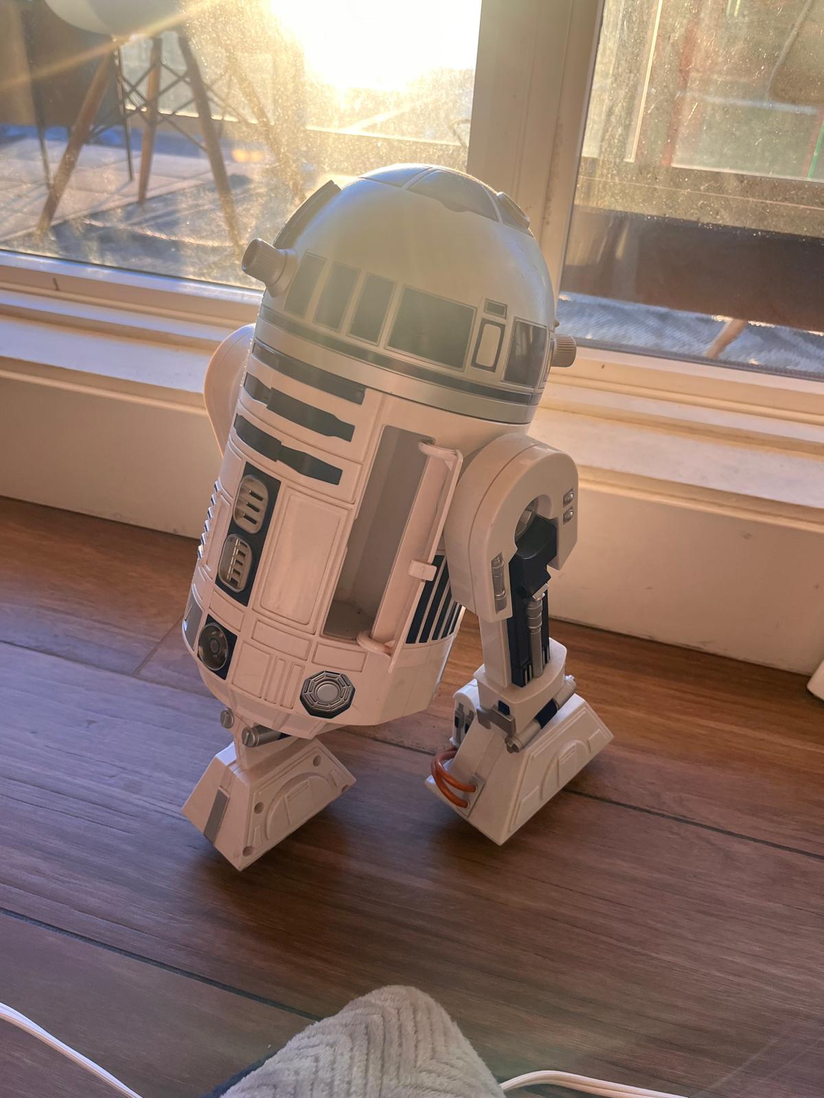 2015 Disney Star Wars R2-D2 Large Interactive Droid, No Remote Control