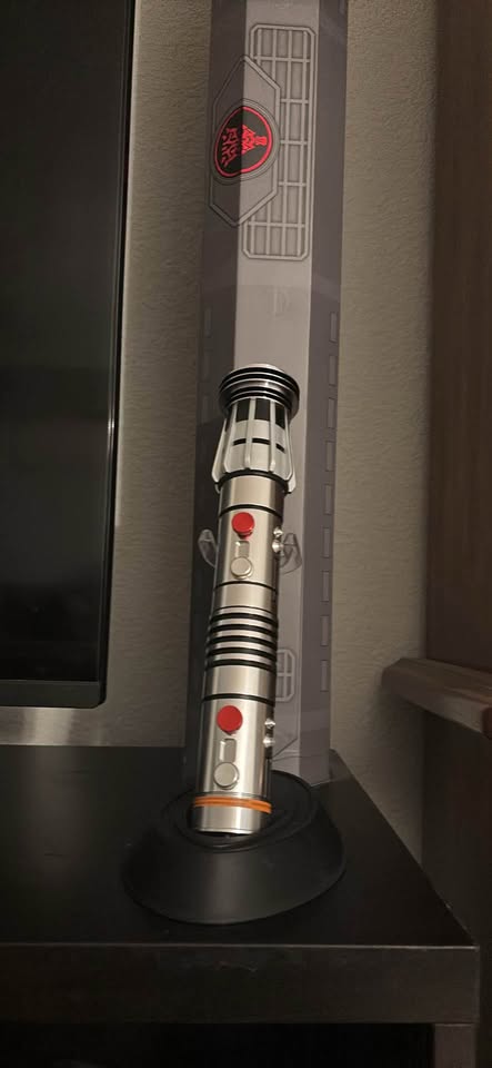 Star Wars Galaxy Edge Darth Maul Saber